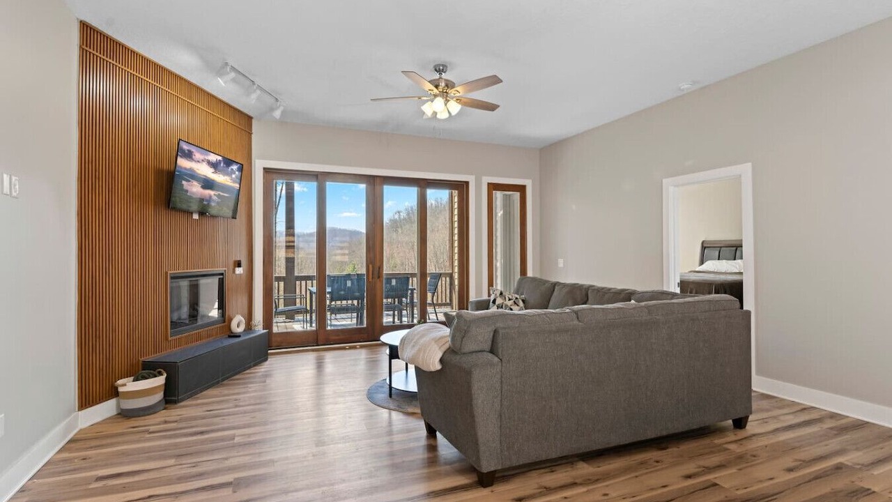 Photo of Livingroom in Sylva