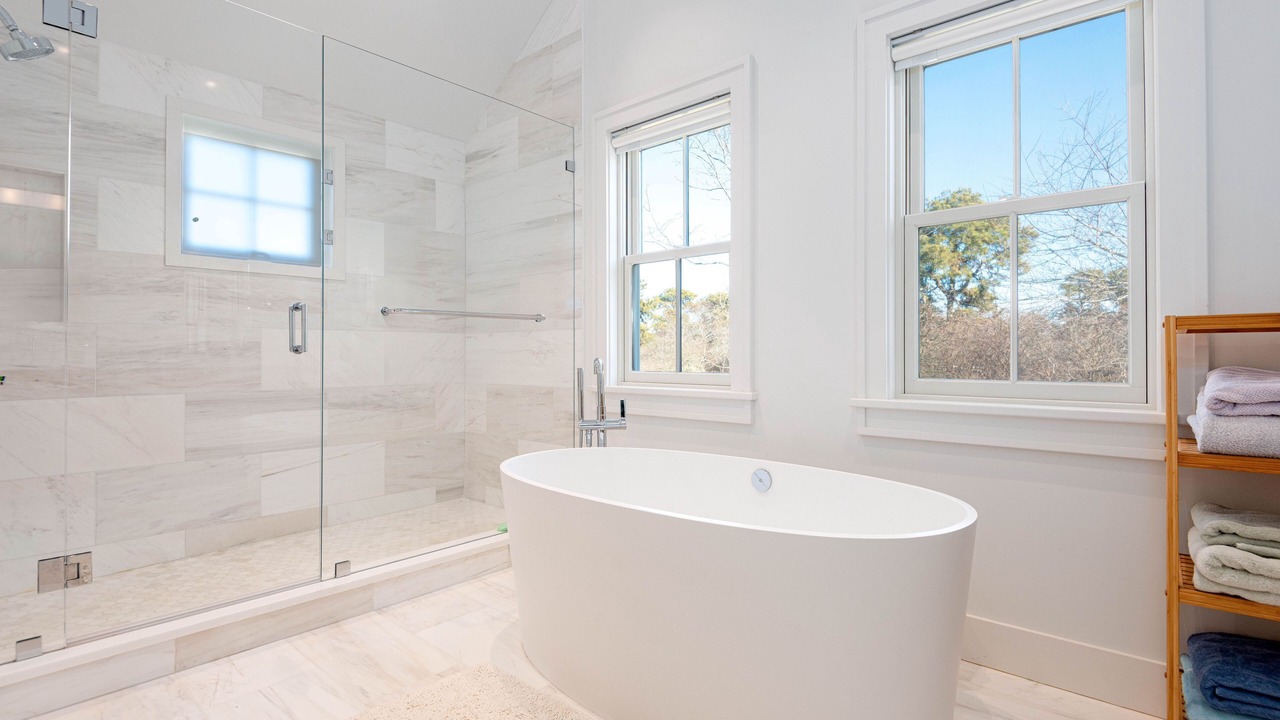 Photo of Bathroom in Surfside