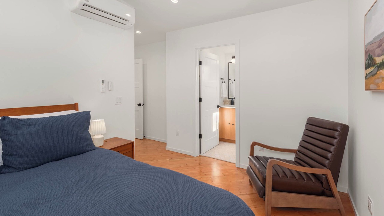 Photo of Bedroom in Green Lake