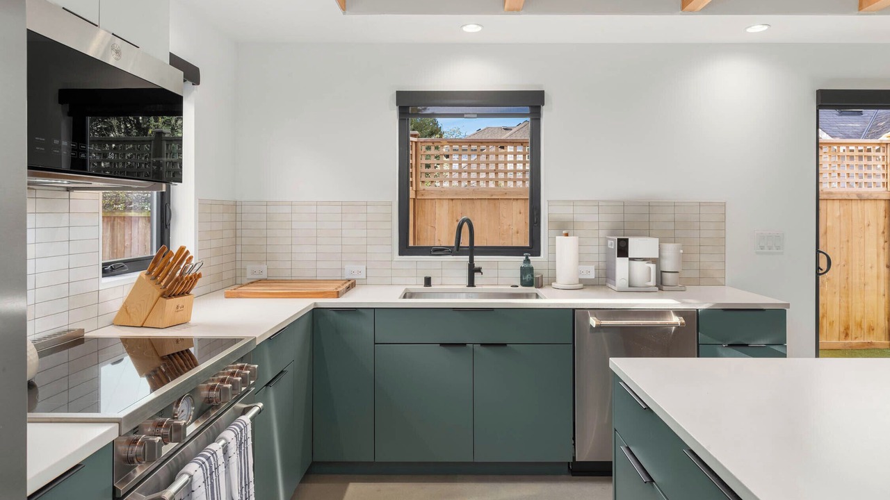 Photo of Kitchen in Green Lake
