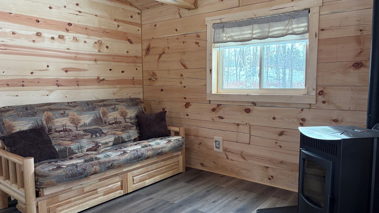 Photo of Livingroom in Pickerel