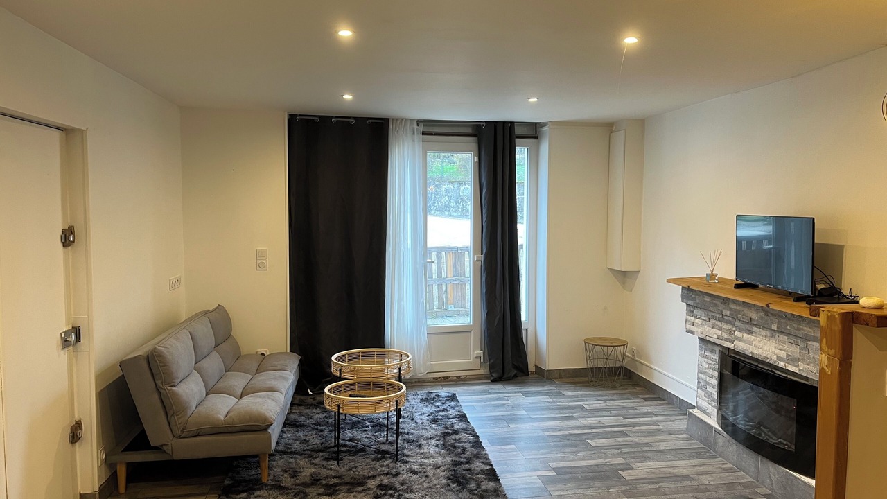 Photo of Livingroom in La Motte-d'Aveillans