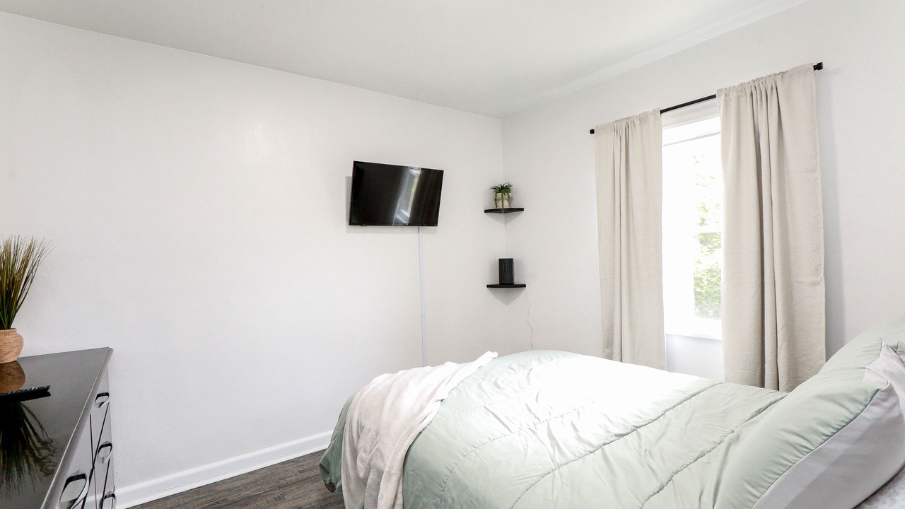 Photo of Bedroom in Bayview