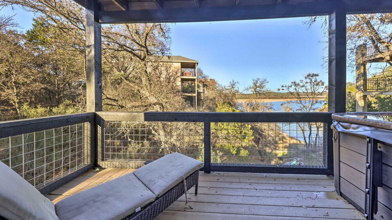 Photo of Patio Balcony in Spicewood