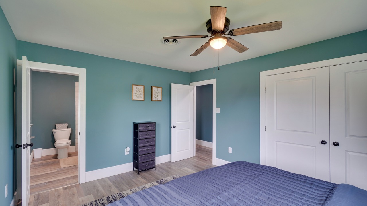 Photo of Bedroom in Shepherdstown