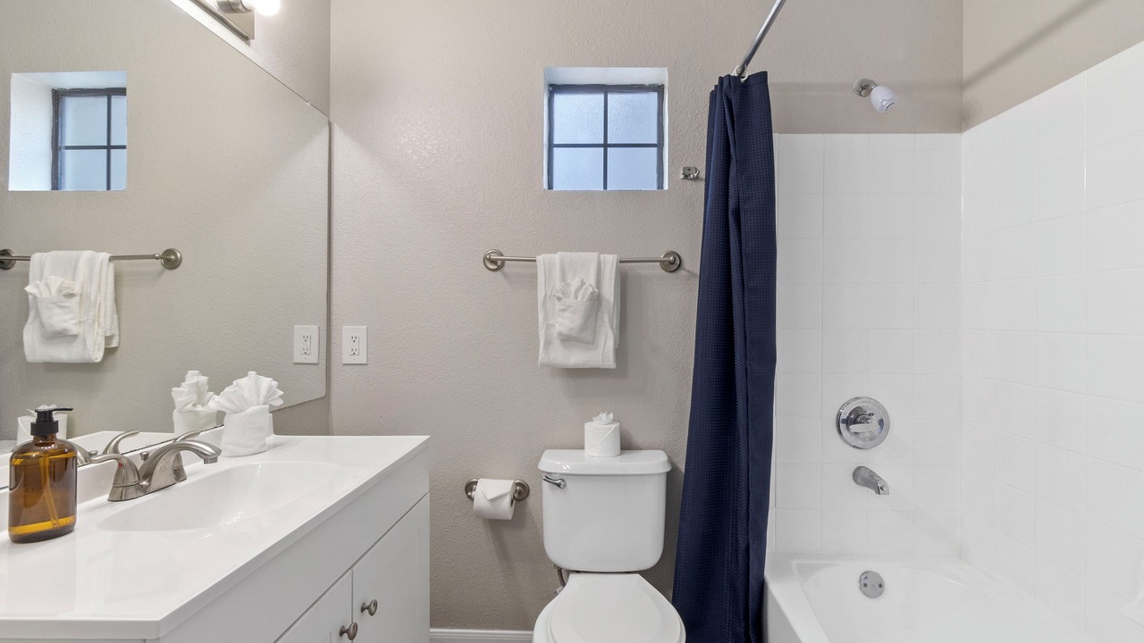 Photo of Bathroom in Pleasant Valley