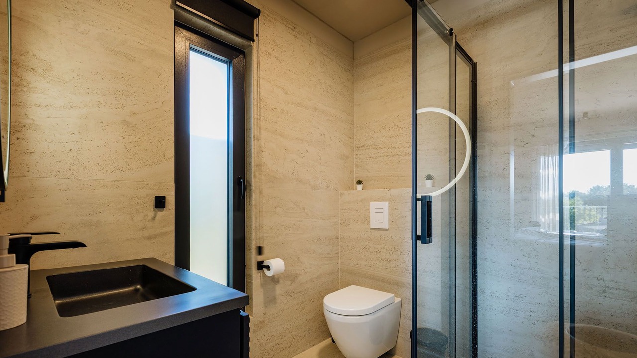 Photo of Bathroom in Tar-Vabriga