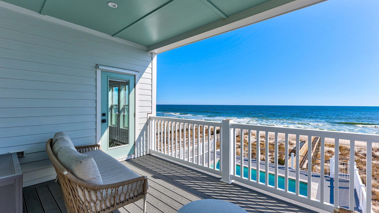 Photo of Patio Balcony in Wilmington Beach