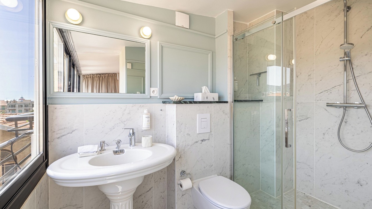 Photo of Bathroom in Thiers