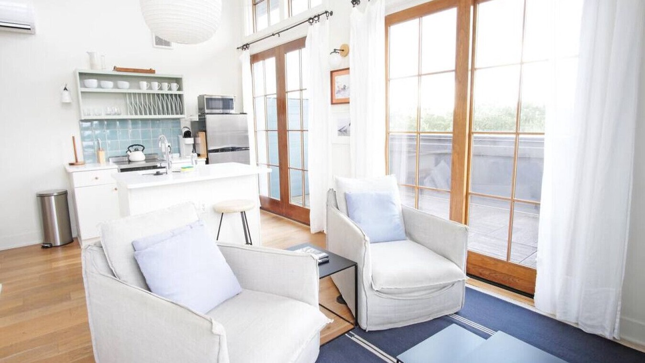 Photo of Livingroom in Yamacraw Village