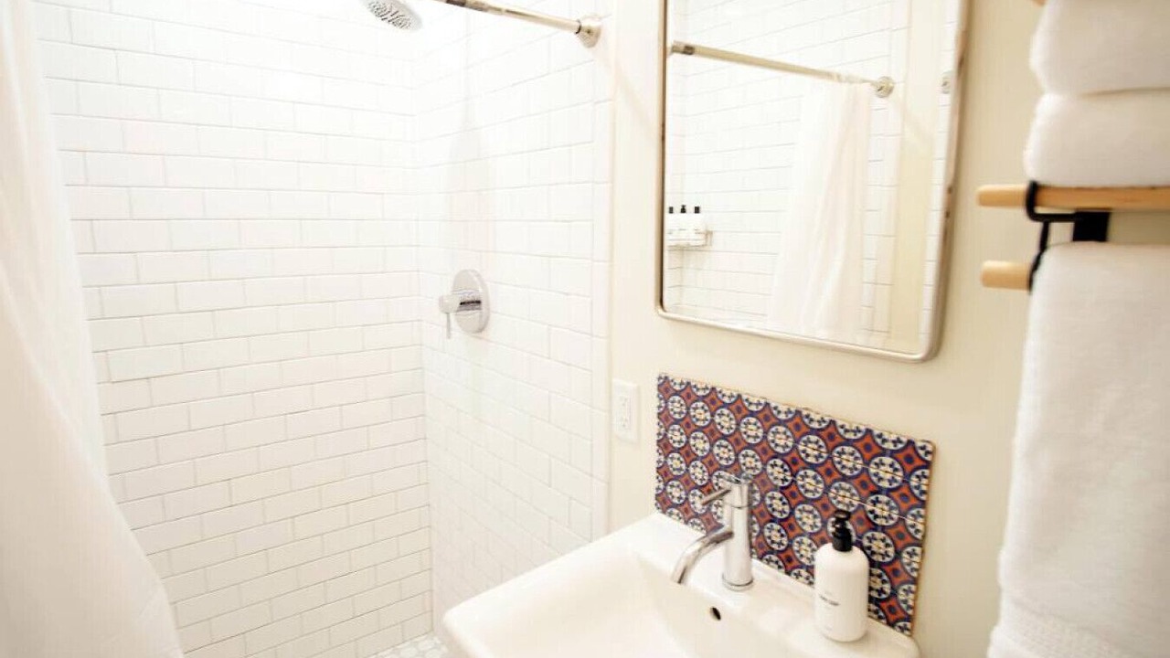 Photo of Bathroom in Yamacraw Village