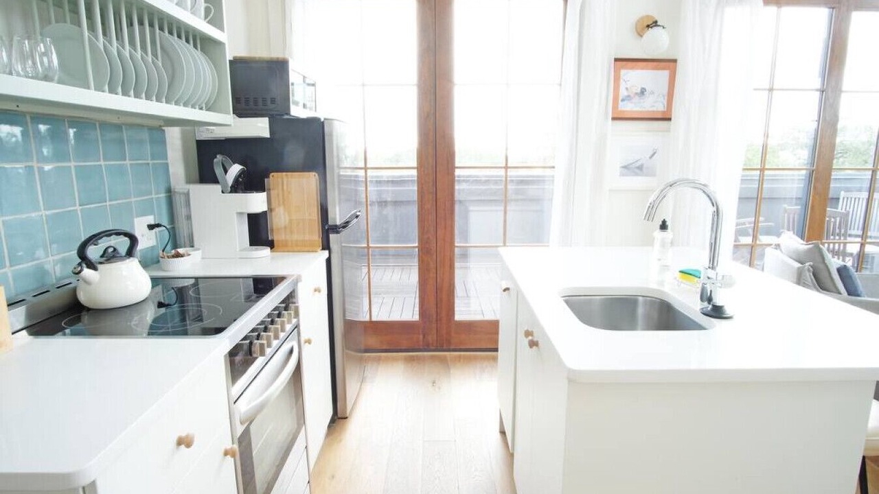 Photo of Kitchen in Yamacraw Village