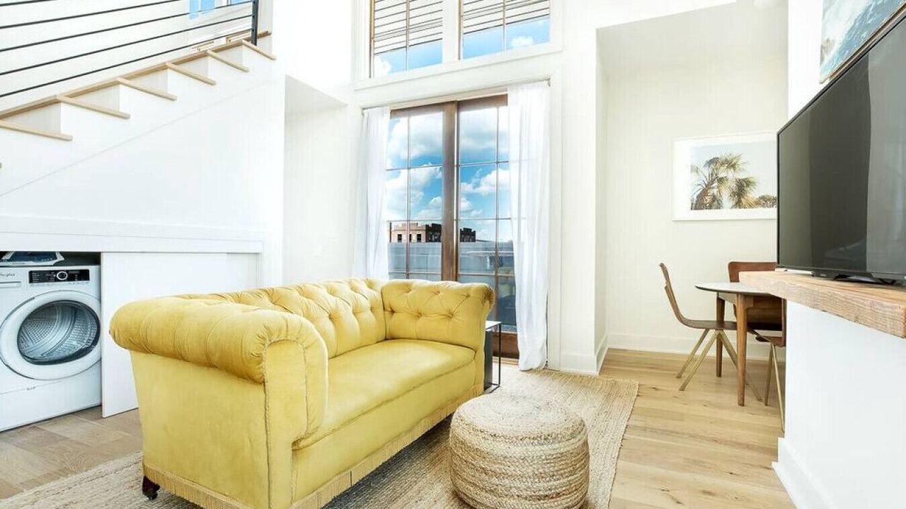 Photo of Livingroom in Yamacraw Village