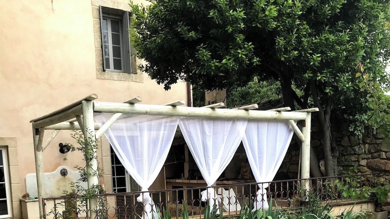 Photo of Patio Balcony in Lagamas