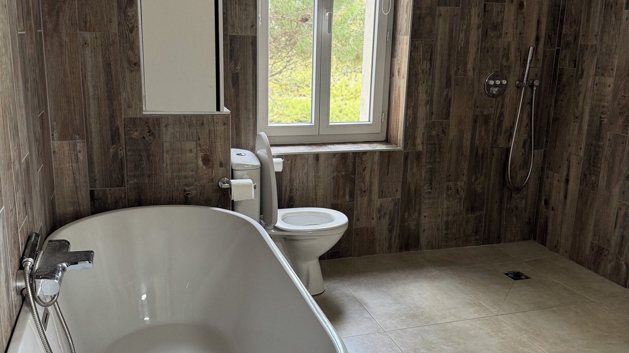 Photo of Bathroom in Peyriac-Minervois