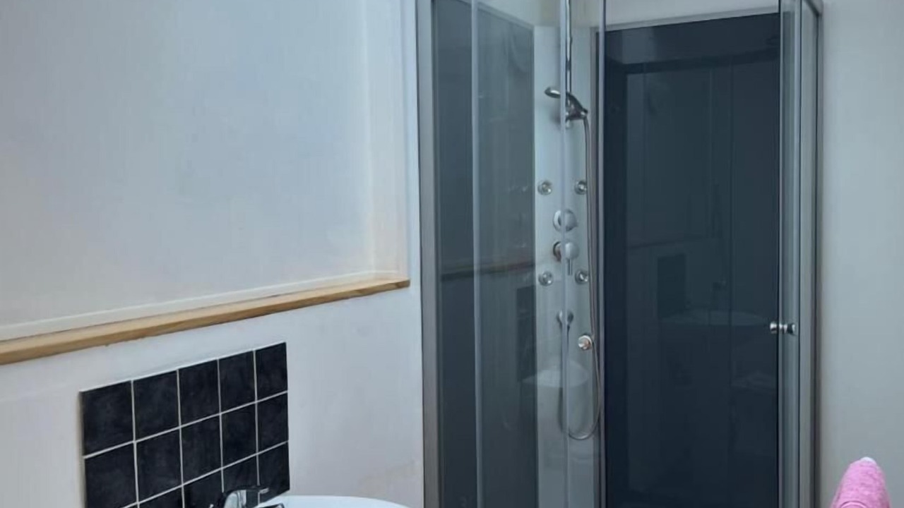 Photo of Bathroom in Sourdeval