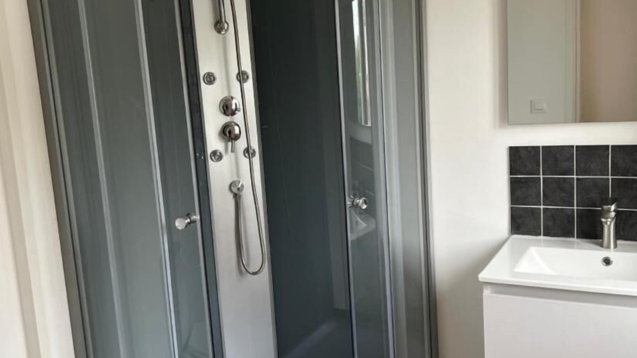Photo of Bathroom in Sourdeval