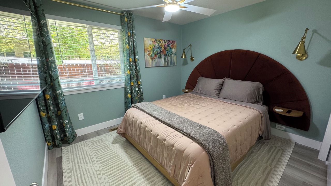 Photo of Bedroom in Eagle