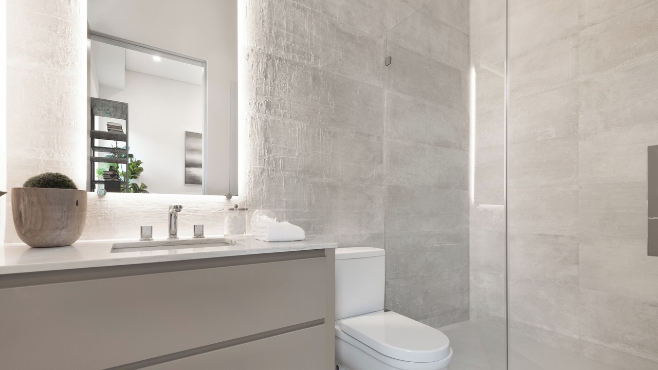 Photo of Bathroom in Fairfax District