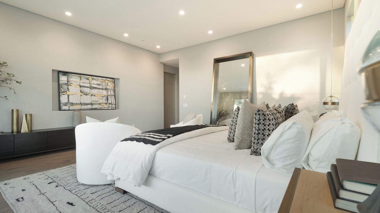 Photo of Bedroom in Fairfax District
