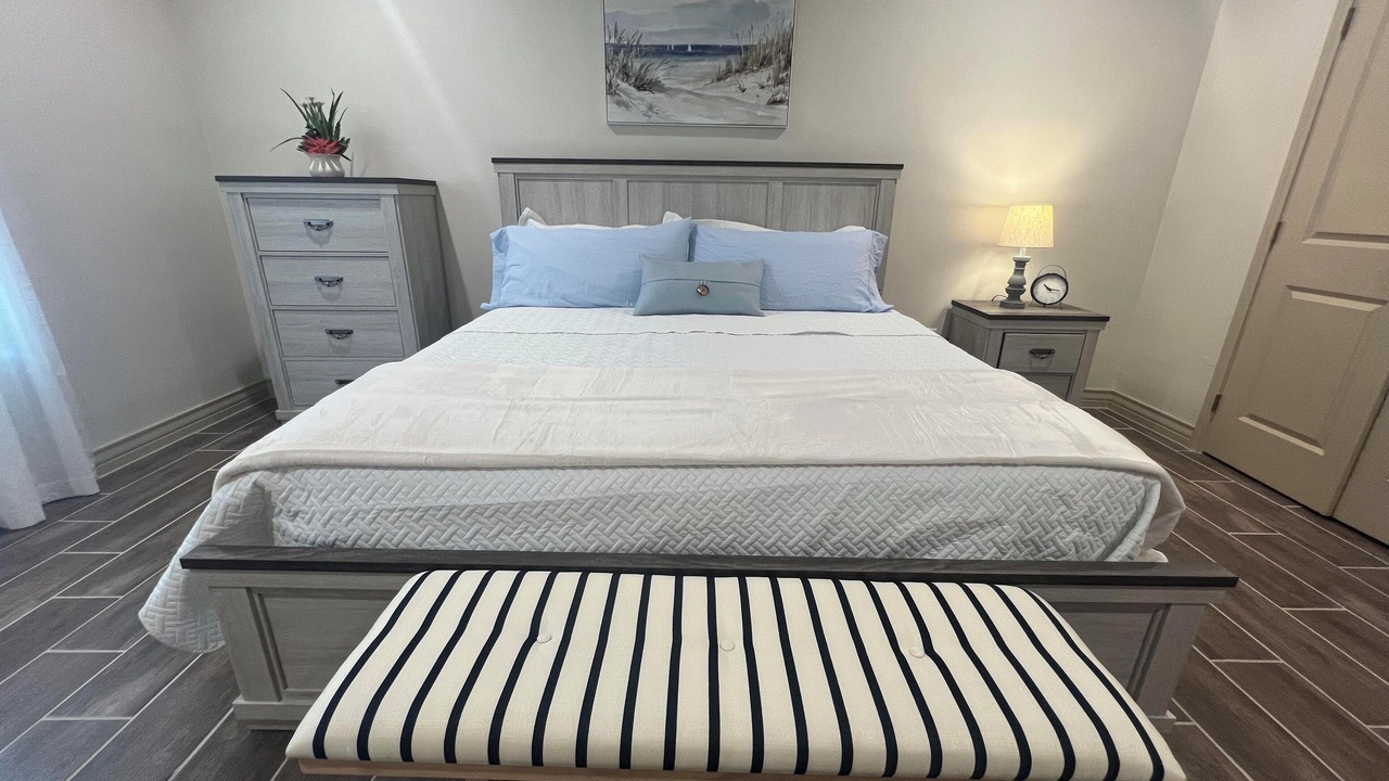 Photo of Bedroom in Eastern Division