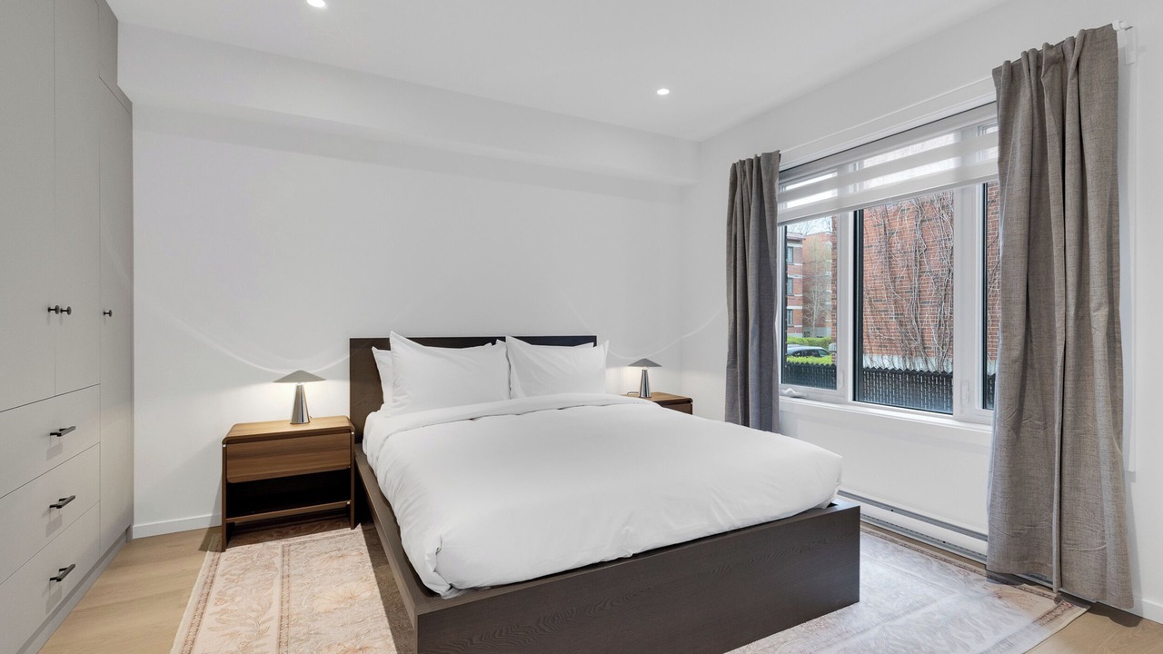 Photo of Bedroom in Cote-Des-Neiges—Notre-Dame-De-Grace