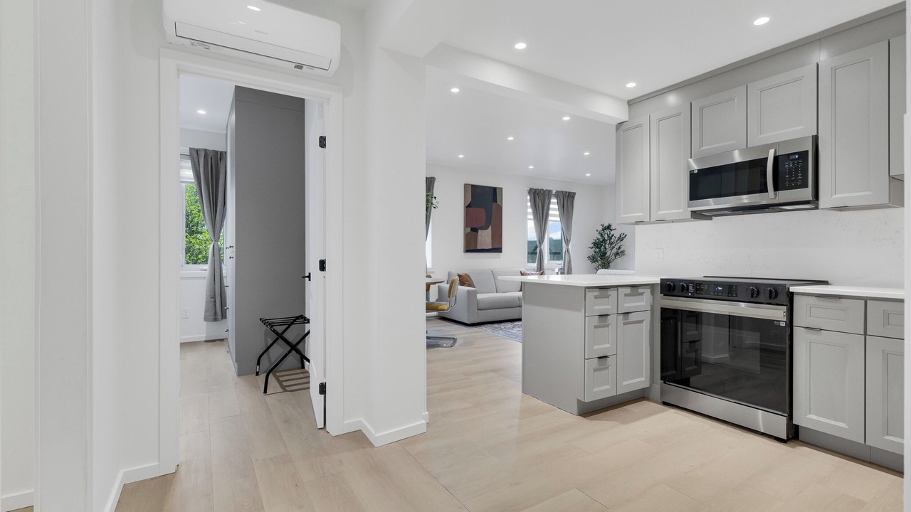 Photo of Kitchen in Cote-Des-Neiges—Notre-Dame-De-Grace