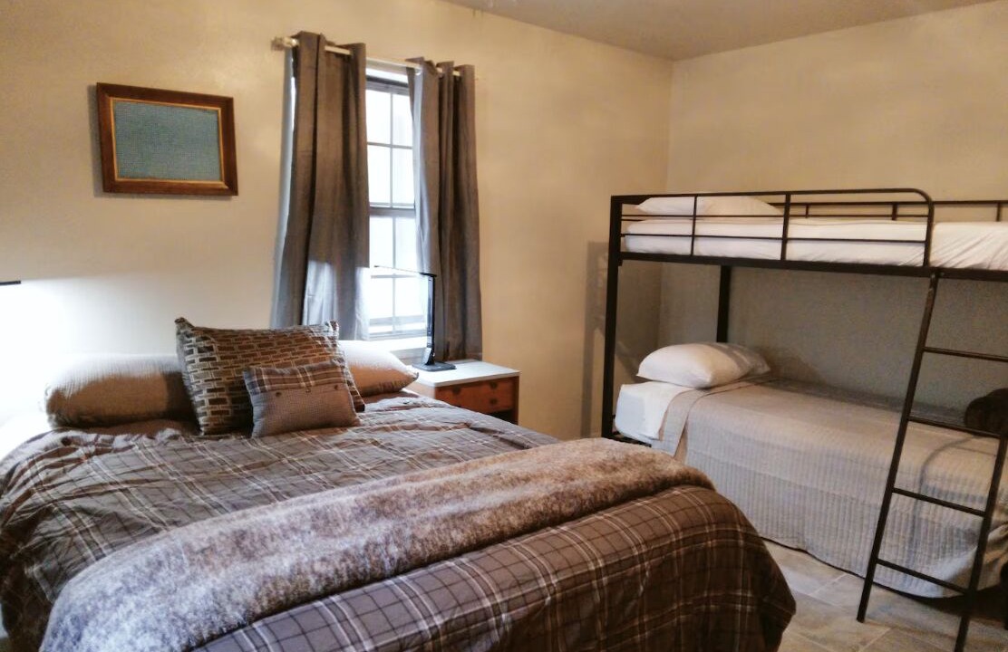 Photo of Bedroom in Flint