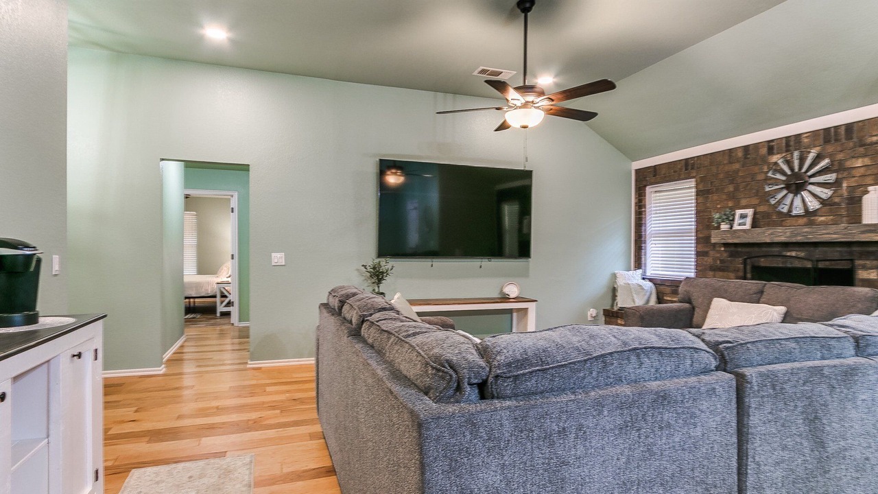 Photo of Livingroom in Norman