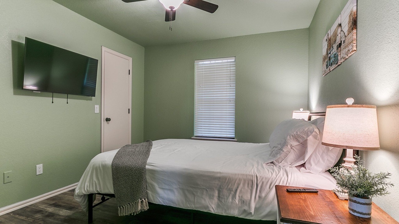 Photo of Bedroom in Norman