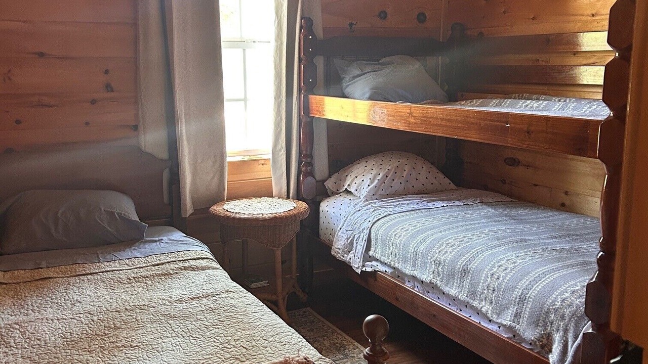 Photo of Bedroom in Somerville