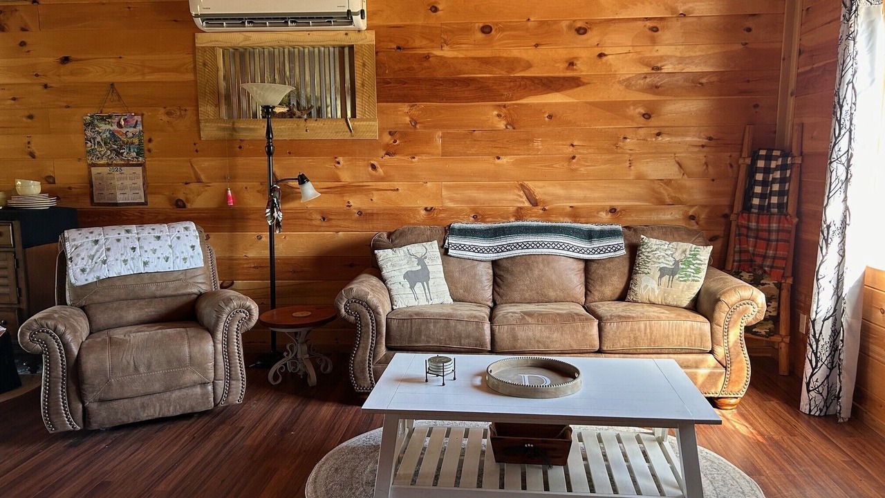 Photo of Livingroom in Somerville