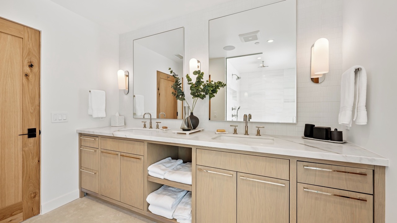 Photo of Bathroom in Western Malibu