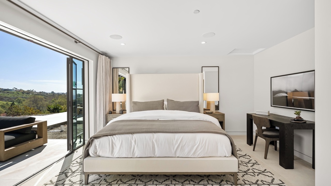 Photo of Bedroom in Western Malibu