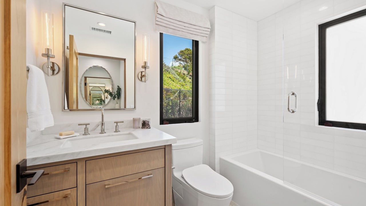 Photo of Bathroom in Western Malibu
