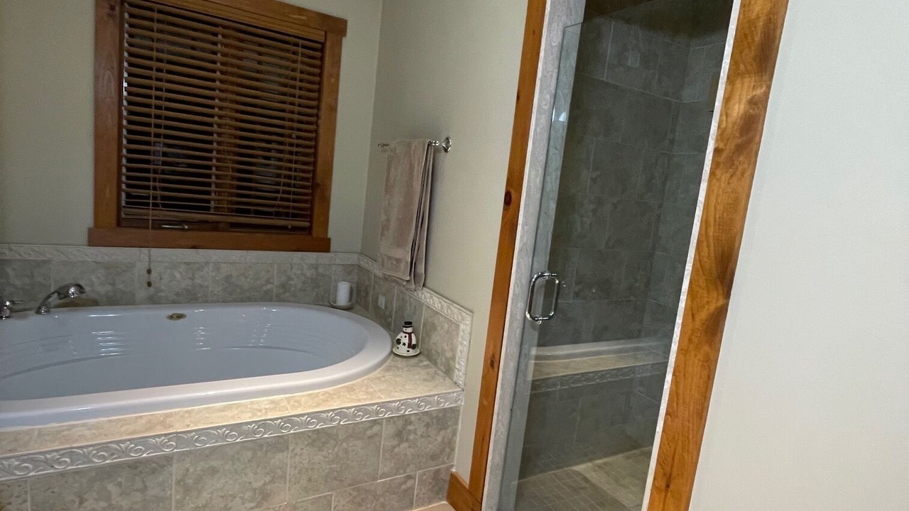 Photo of Bathroom in Clearview