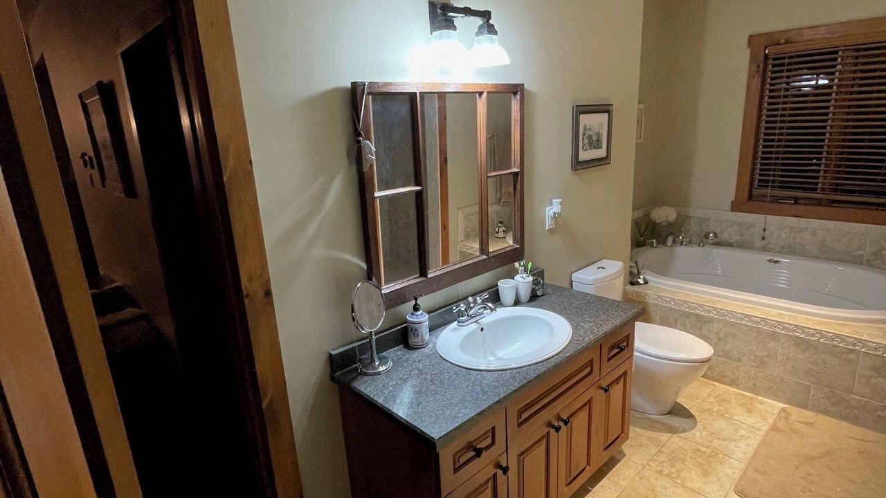 Photo of Bathroom in Clearview