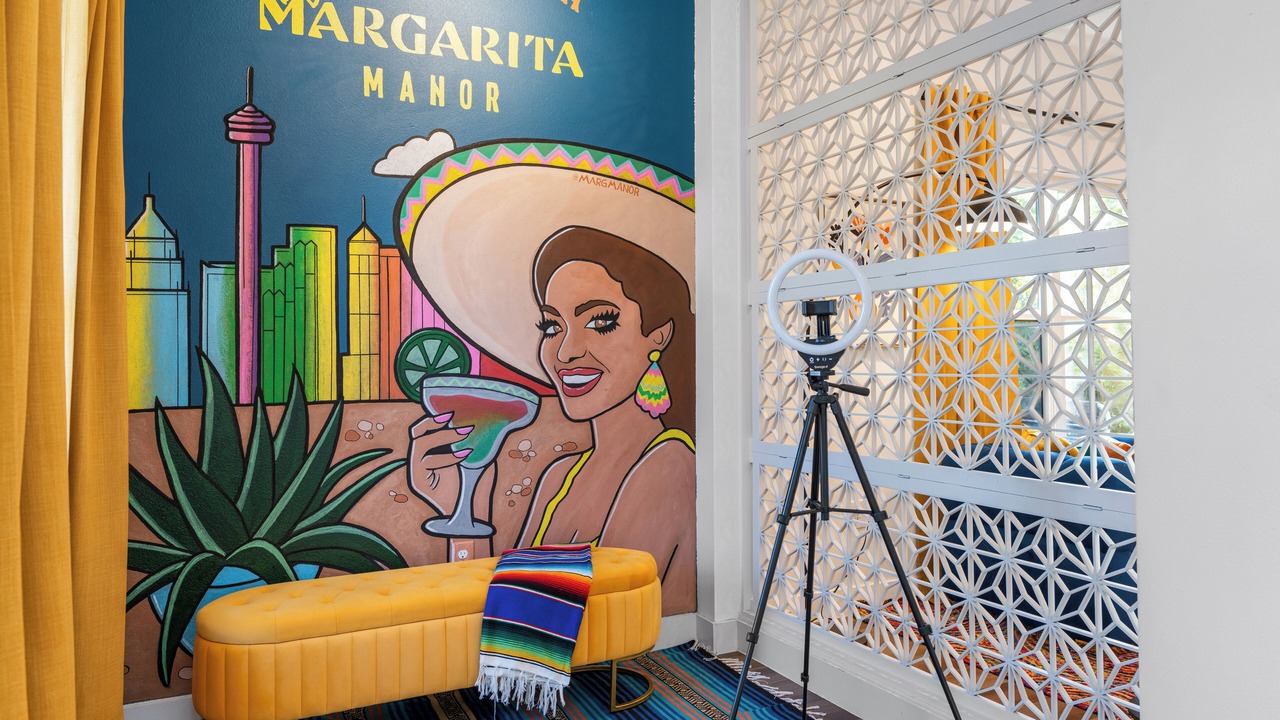 Photo of Others in Alta Vista