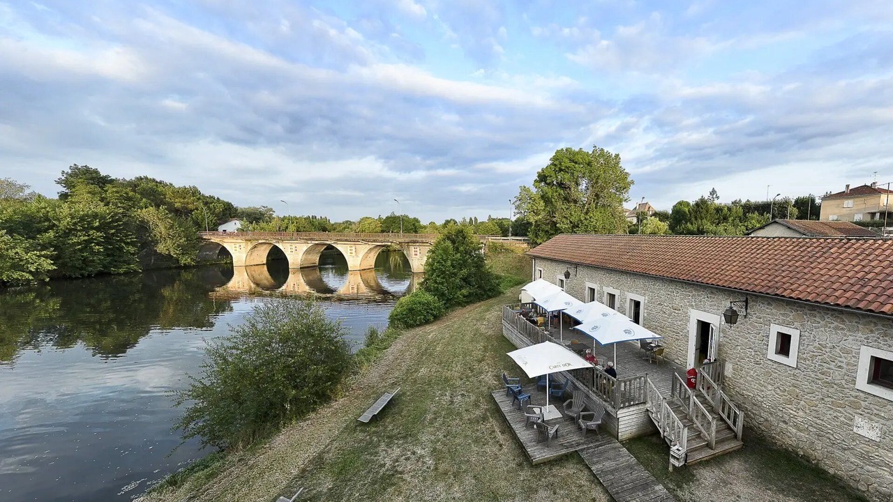 Photo of Outdoor in Montpon-Menesterol