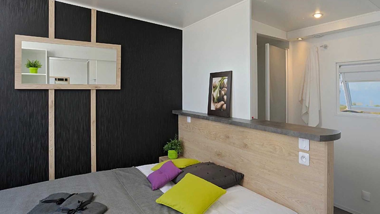 Photo of Bedroom in Saint-Julien-des-Landes