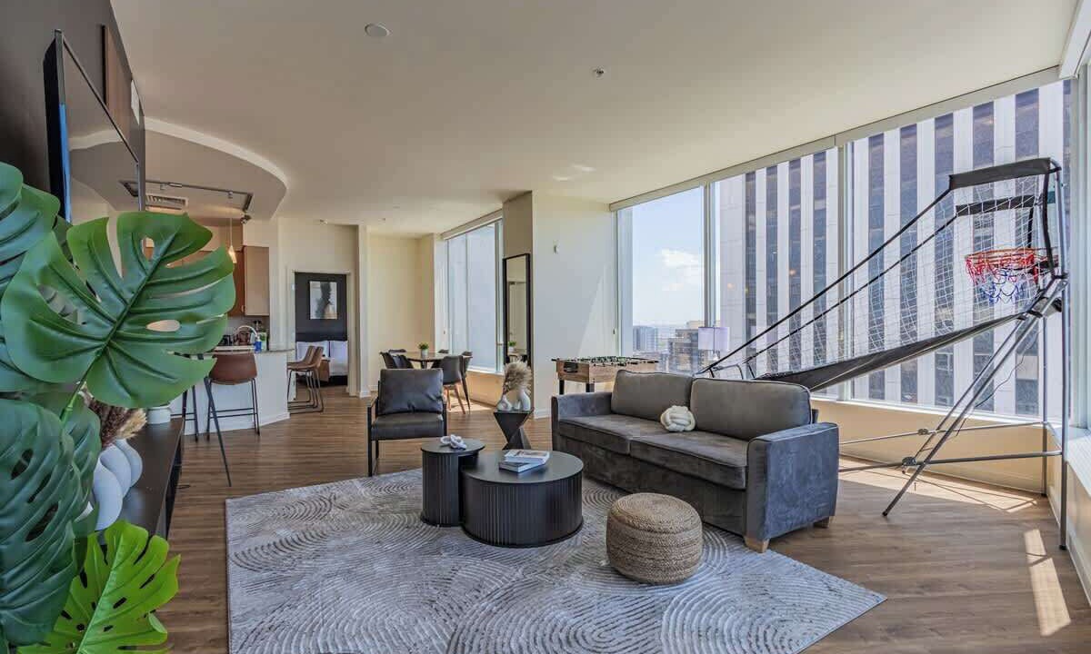 Photo of Livingroom in Downtown Phoenix