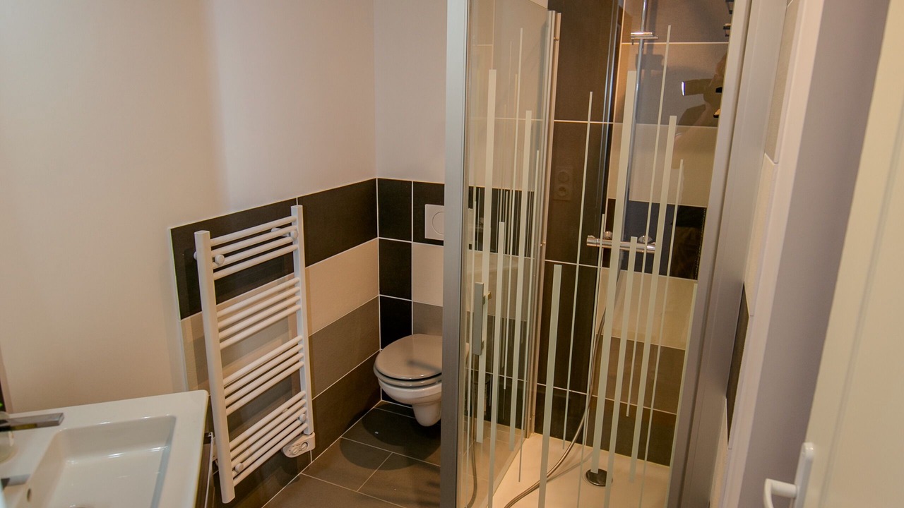 Photo of Bathroom in Ars-sur-Formans