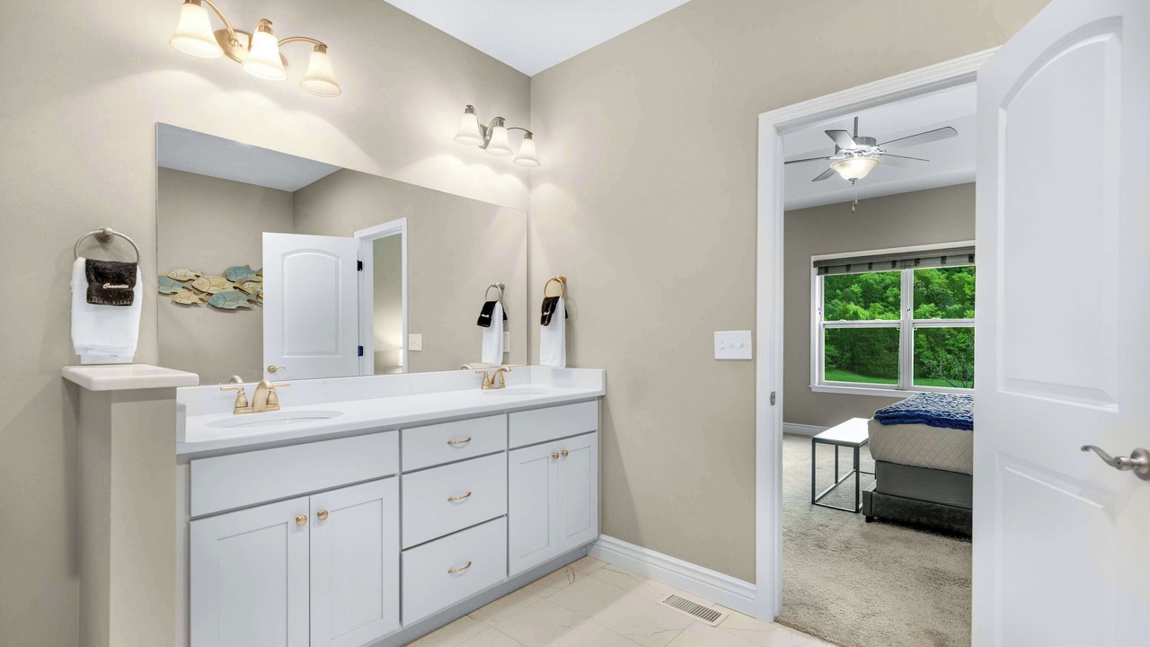 Photo of Bathroom in Camdenton