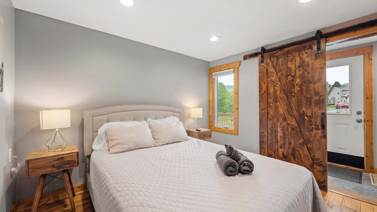 Photo of Bedroom in Ellicottville