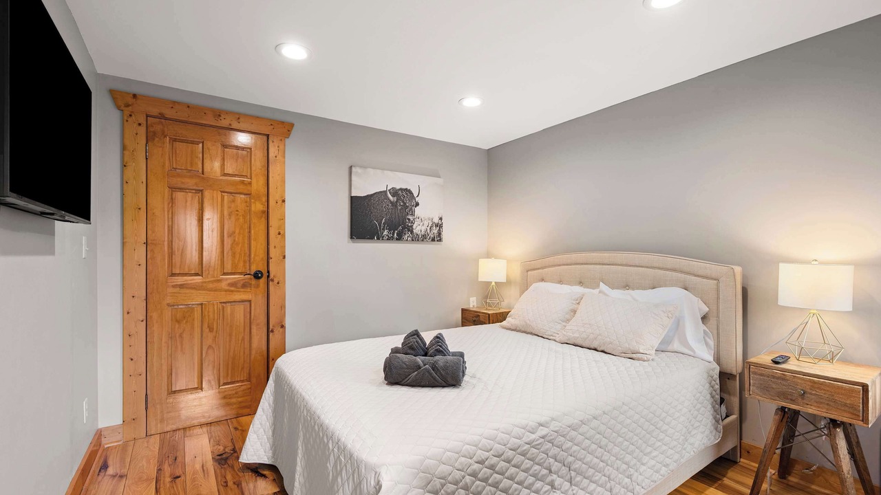 Photo of Bedroom in Ellicottville