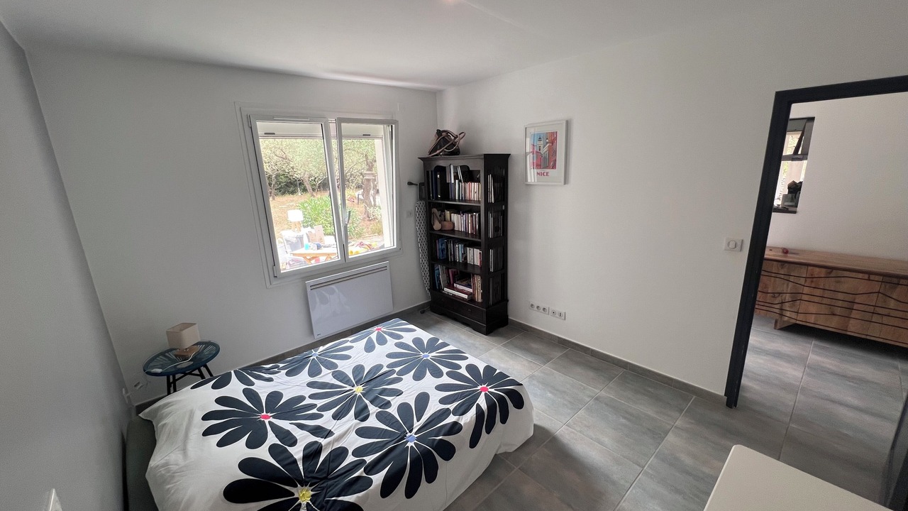 Photo of Bedroom in Aubais