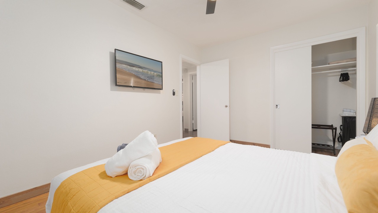 Photo of Bedroom in Lakewood