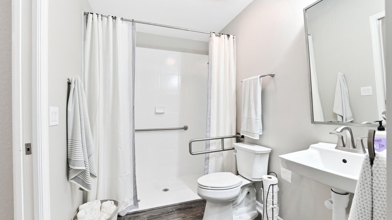 Photo of Bathroom in Naples
