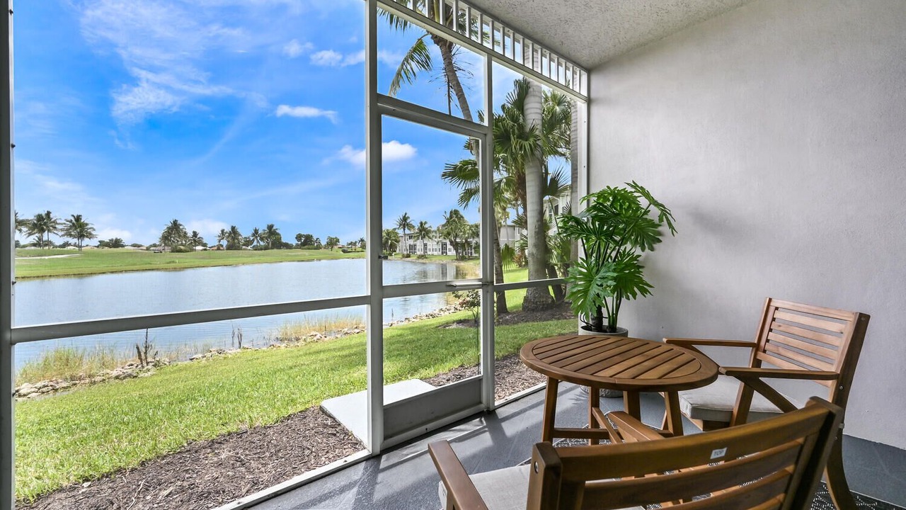 Photo of Outdoor in Naples