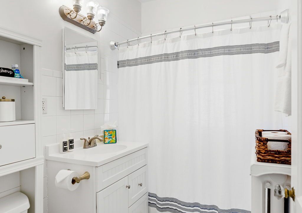 Photo of Bathroom in Ecco